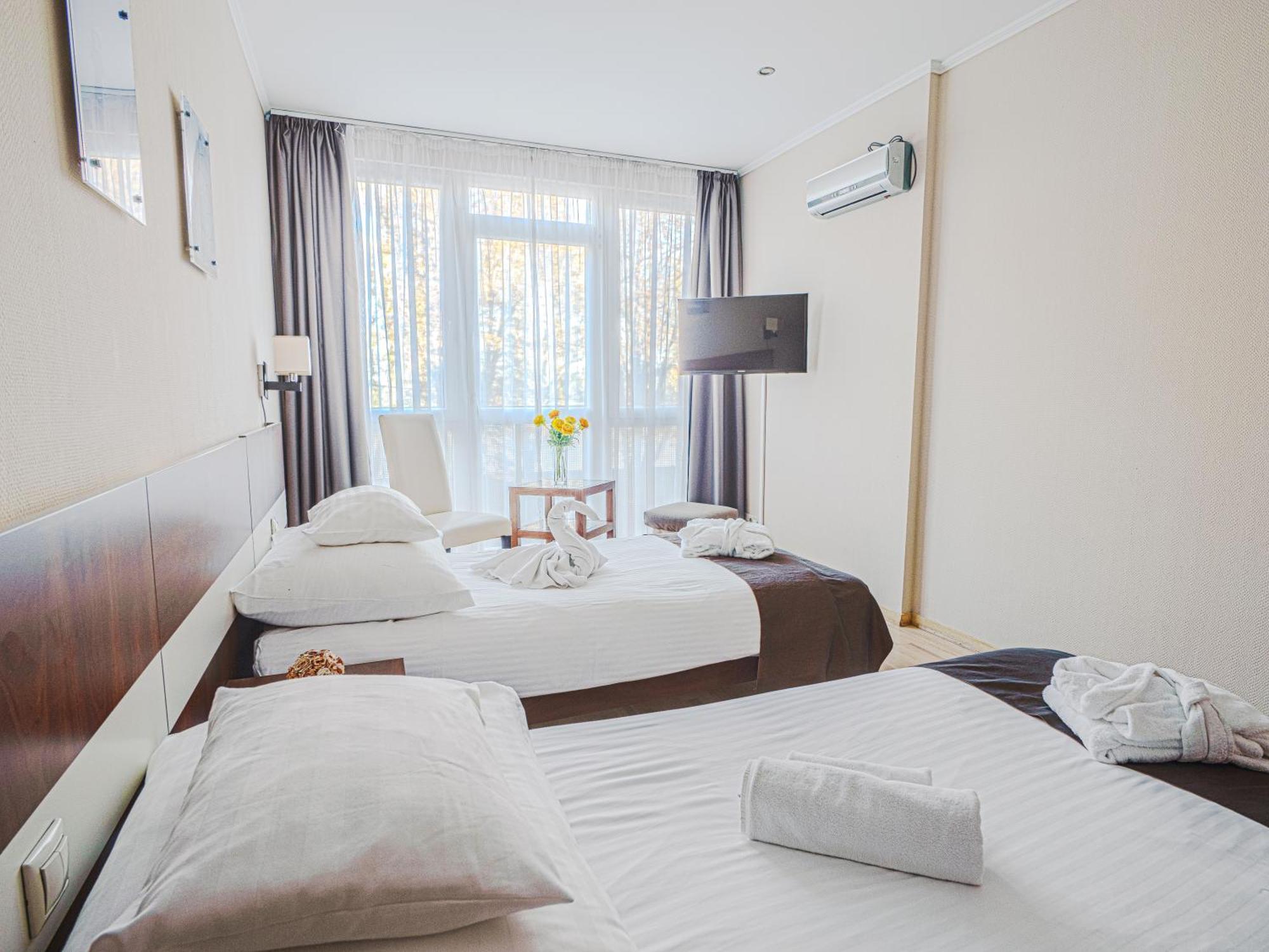 Holiday Beach Budapest Wellness Hotel With Sauna Park Budapeste Exterior foto
