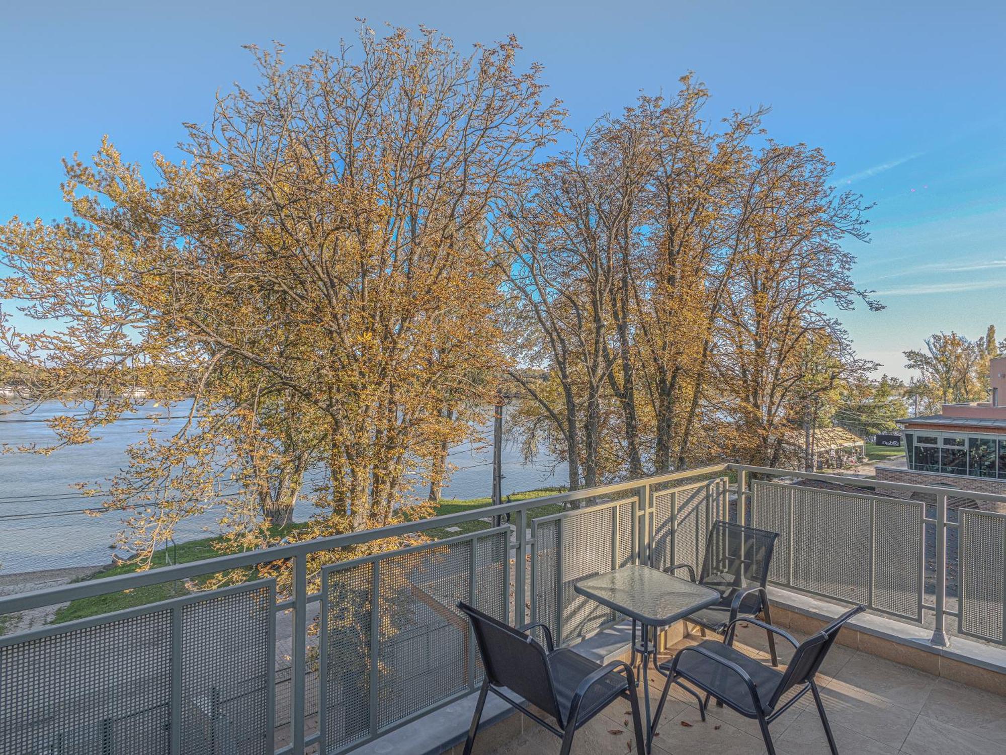 Holiday Beach Budapest Wellness Hotel With Sauna Park Budapeste Exterior foto
