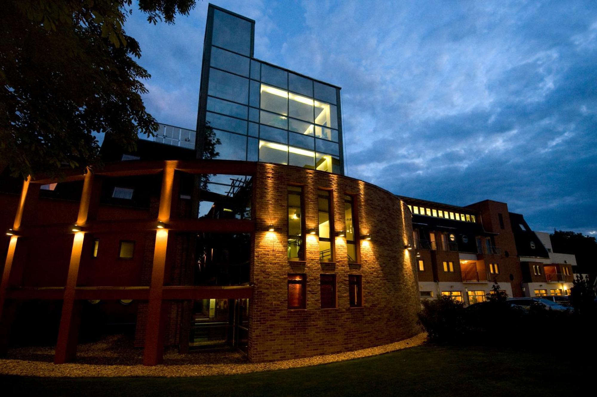 Holiday Beach Budapest Wellness Hotel With Sauna Park Budapeste Exterior foto